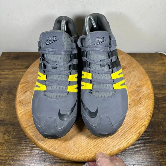 Nike Shox Nz Mens Grey Yellow Athletic Running Shoes Size 11.5 633631-070